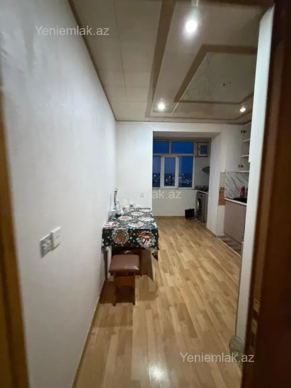 Satılır 3 otaqlı köhnə tikili 85 m²
