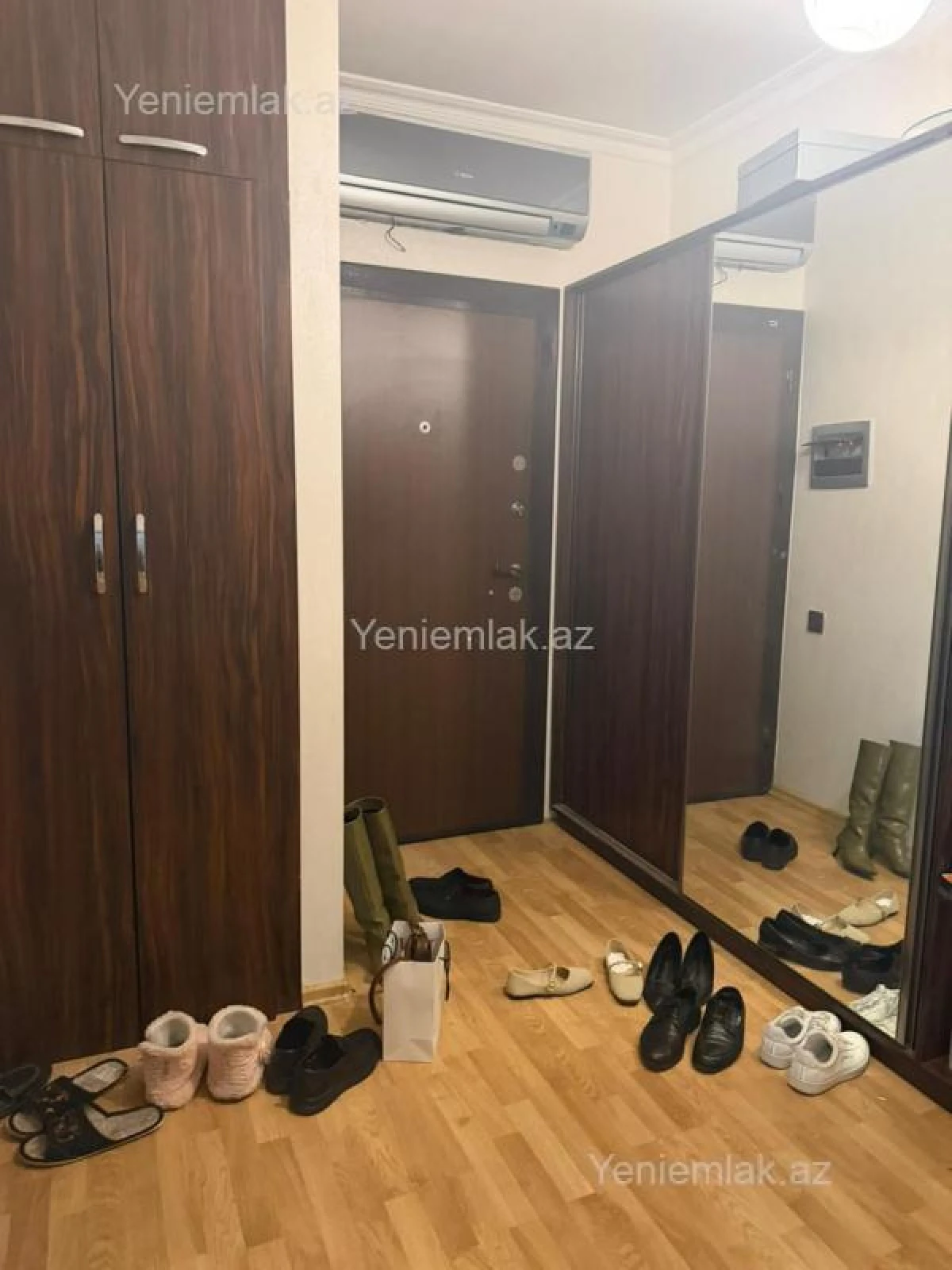 Satılır 3 otaqlı köhnə tikili 85 m²