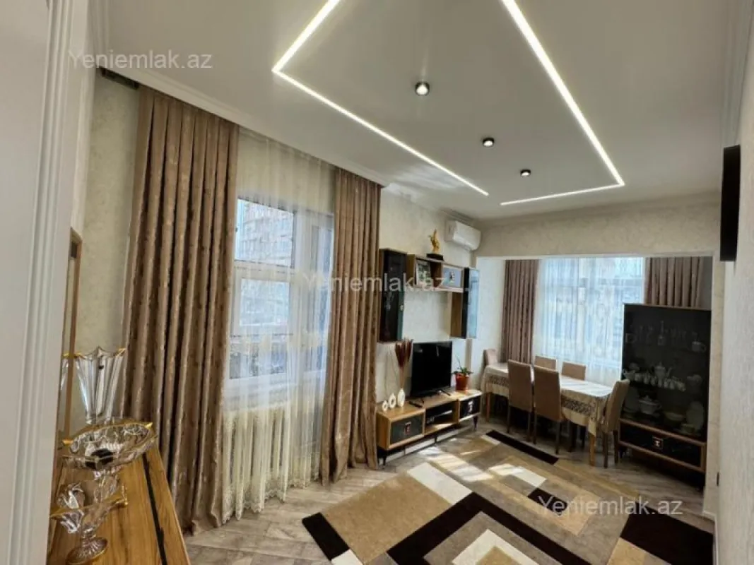 Satılır 2 otaqlı köhnə tikili 55 m²