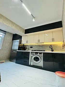 Satılır 2 otaqlı köhnə tikili 55 m²