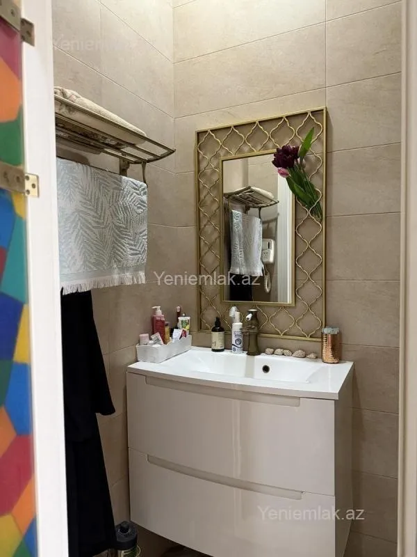 Satılır 4 otaqlı yeni tikili 163 m²