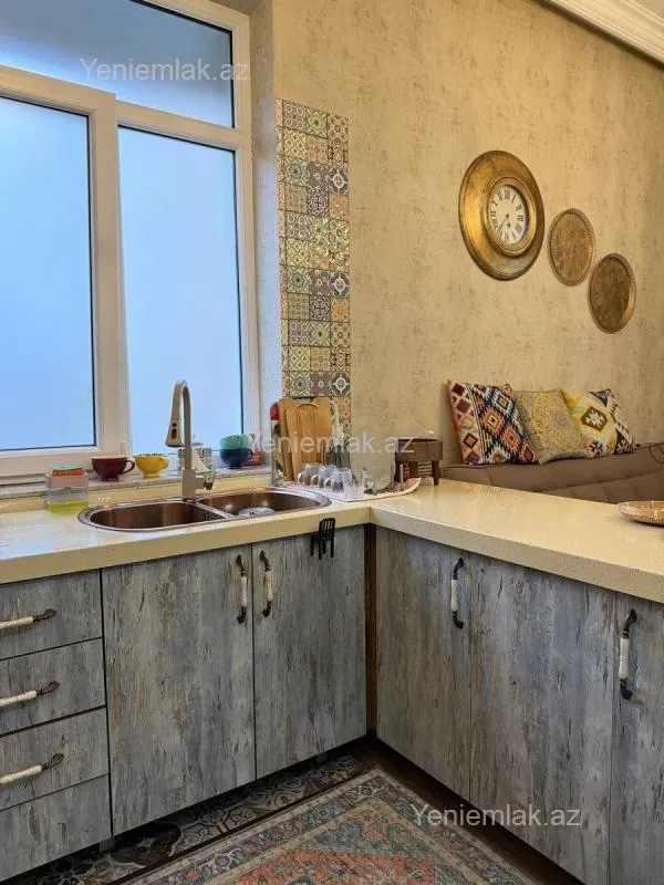 Satılır 4 otaqlı yeni tikili 163 m²