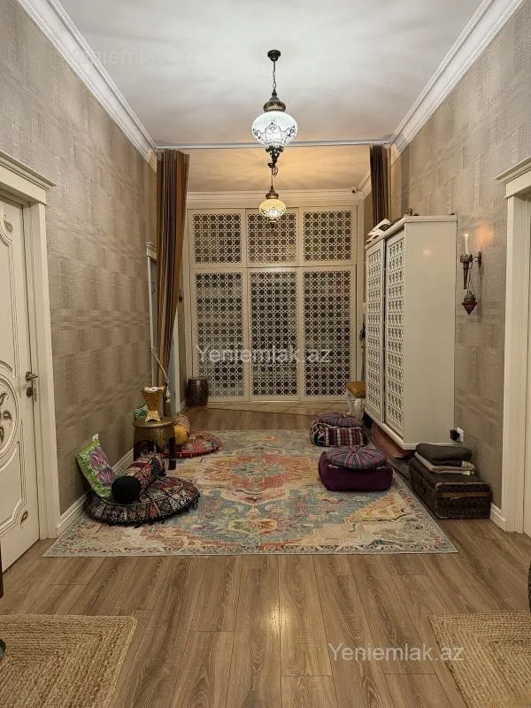 Satılır 4 otaqlı yeni tikili 163 m²