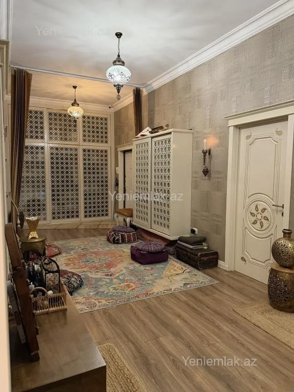 Satılır 4 otaqlı yeni tikili 163 m²