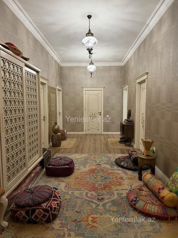 Satılır 4 otaqlı yeni tikili 163 m²