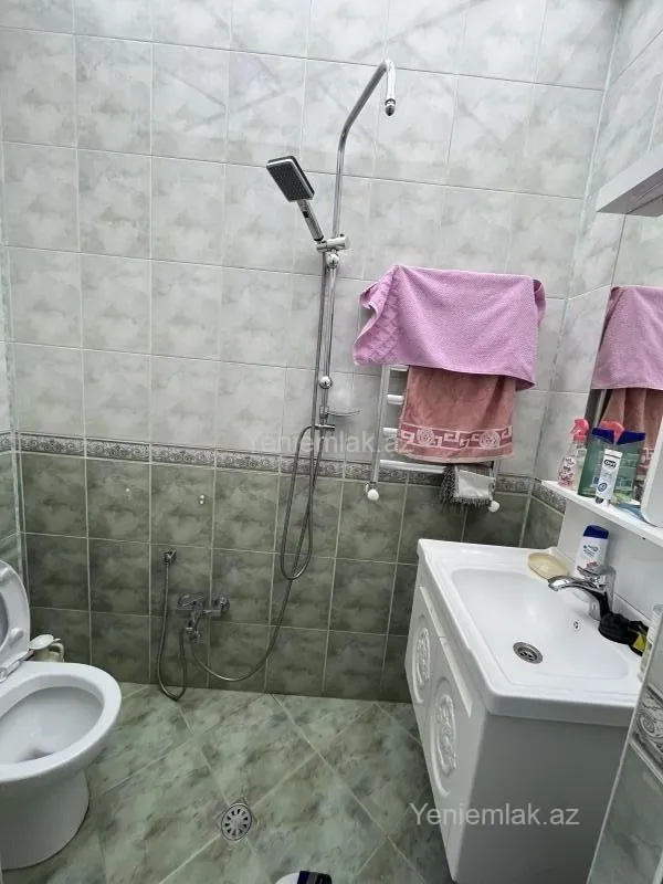 Satılır 4 otaqlı həyət evi 100 m²