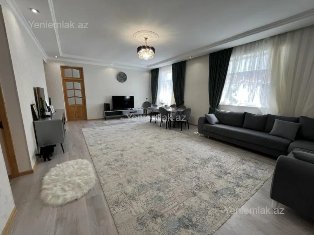 Satılır 4 otaqlı həyət evi 100 m²