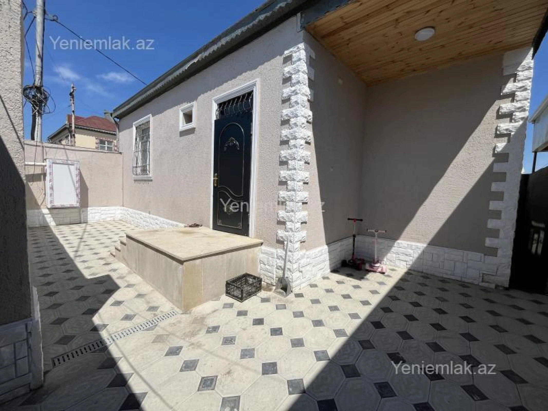 Satılır 4 otaqlı həyət evi 100 m²