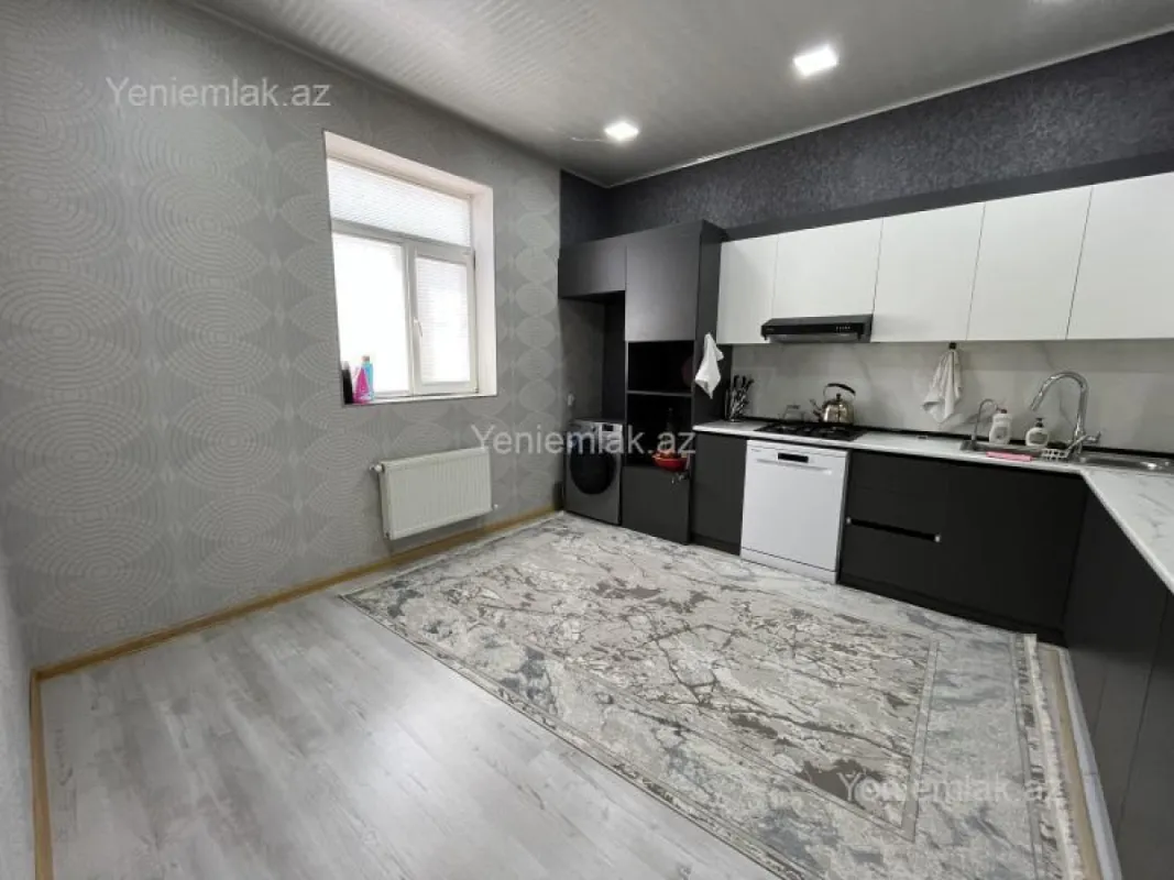 Satılır 4 otaqlı həyət evi 100 m²