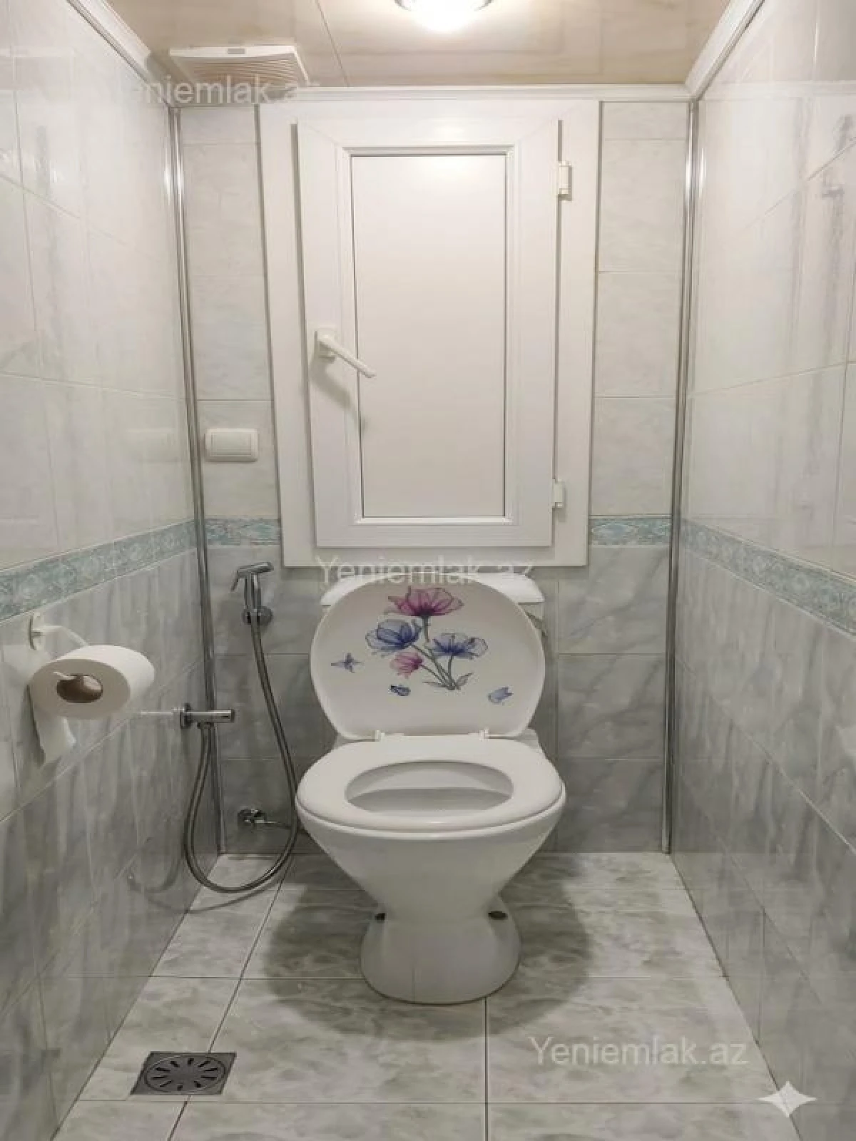 Satılır 3 otaqlı köhnə tikili 80 m²