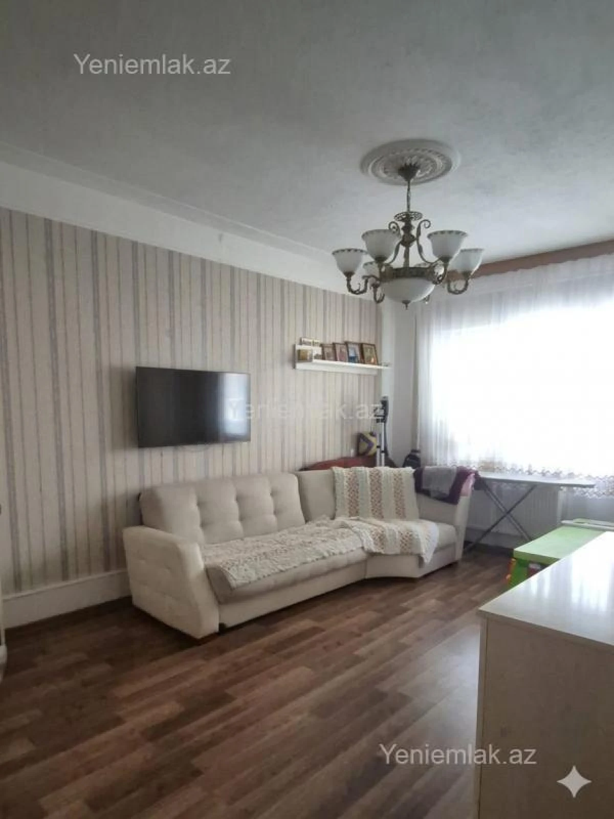 Satılır 3 otaqlı köhnə tikili 80 m²