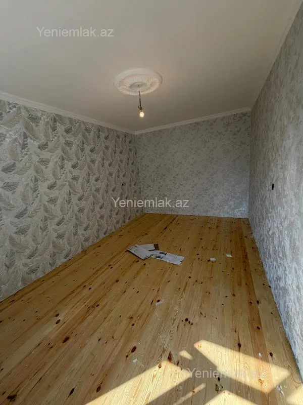 Satılır 2 otaqlı həyət evi 47 m²