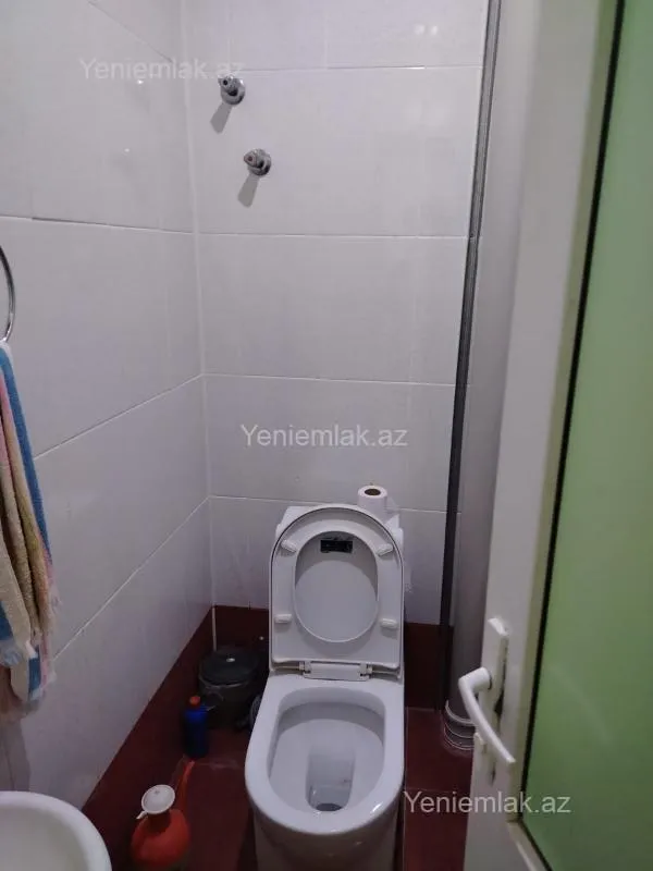 Satılır 5 otaqlı həyət evi 130 m²