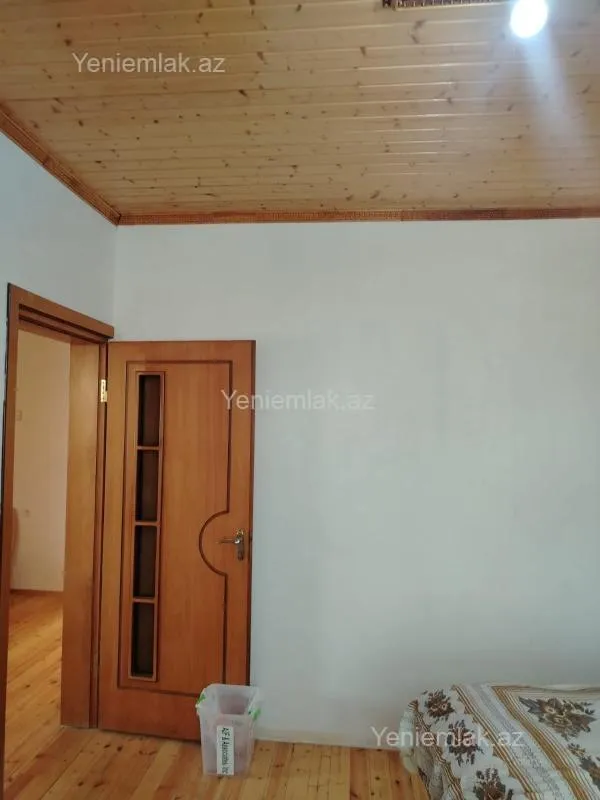 Satılır 5 otaqlı həyət evi 130 m²