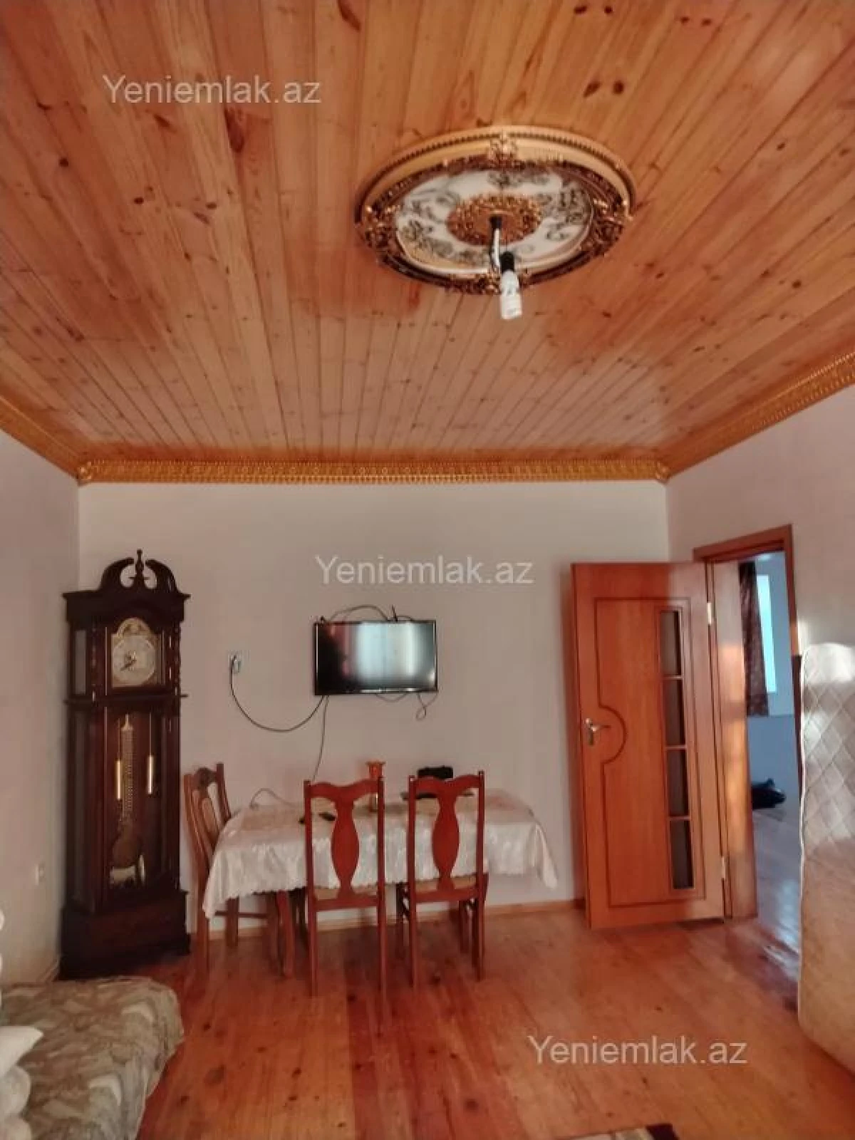 Satılır 5 otaqlı həyət evi 130 m²