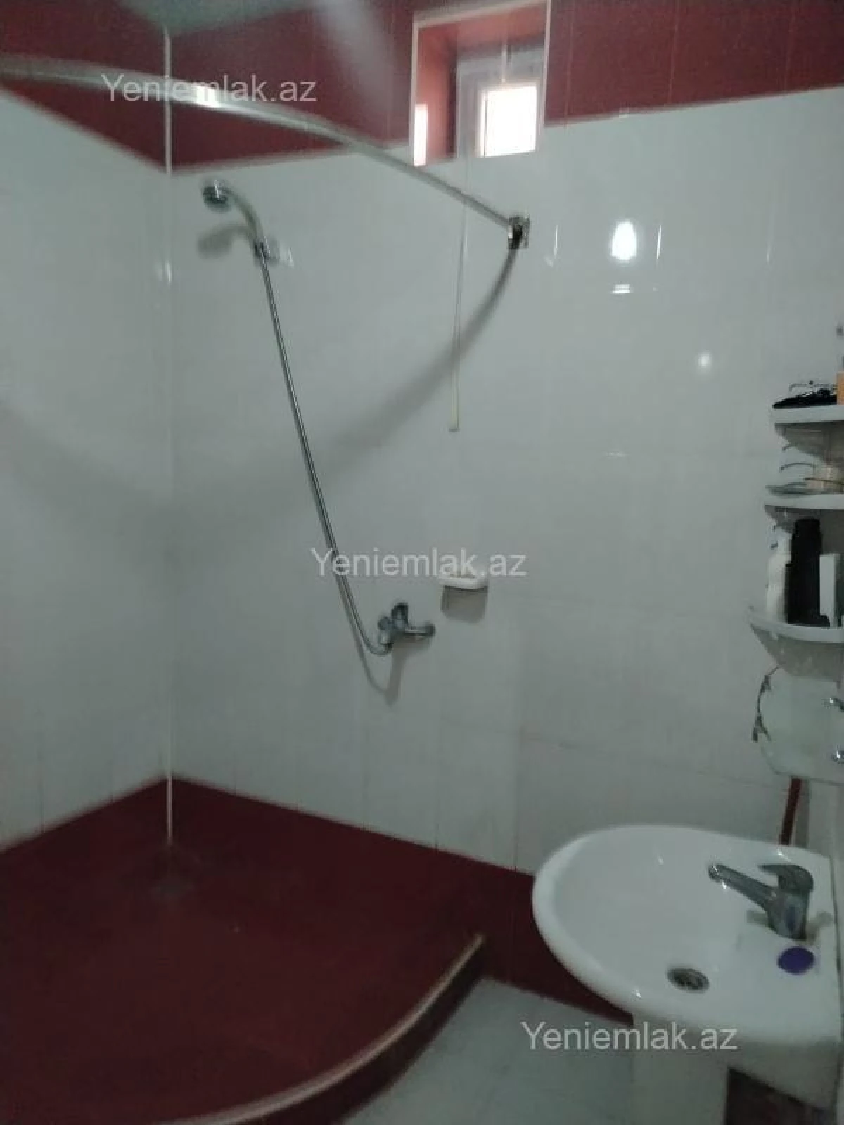 Satılır 5 otaqlı həyət evi 130 m²
