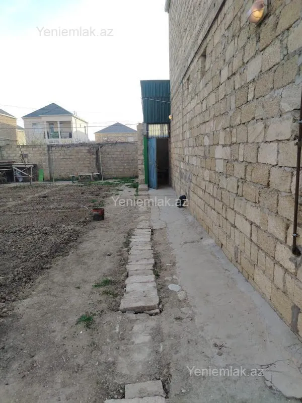 Satılır 5 otaqlı həyət evi 130 m²