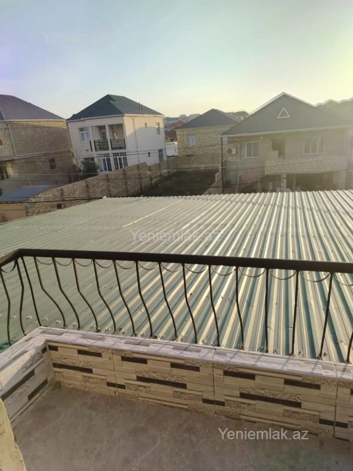 Satılır 5 otaqlı həyət evi 130 m²