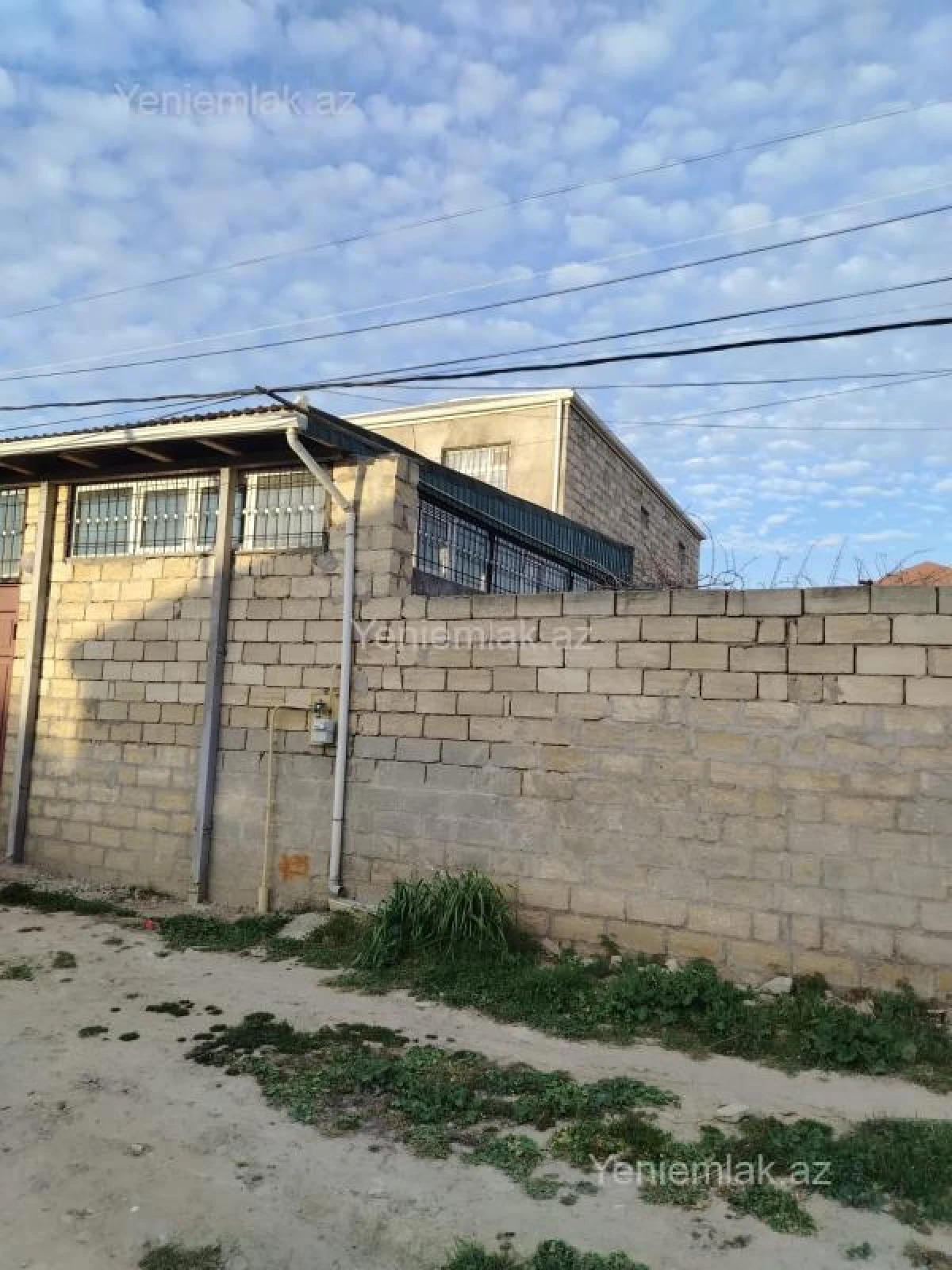 Satılır 5 otaqlı həyət evi 130 m²