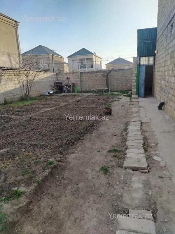 Satılır 5 otaqlı həyət evi 130 m²