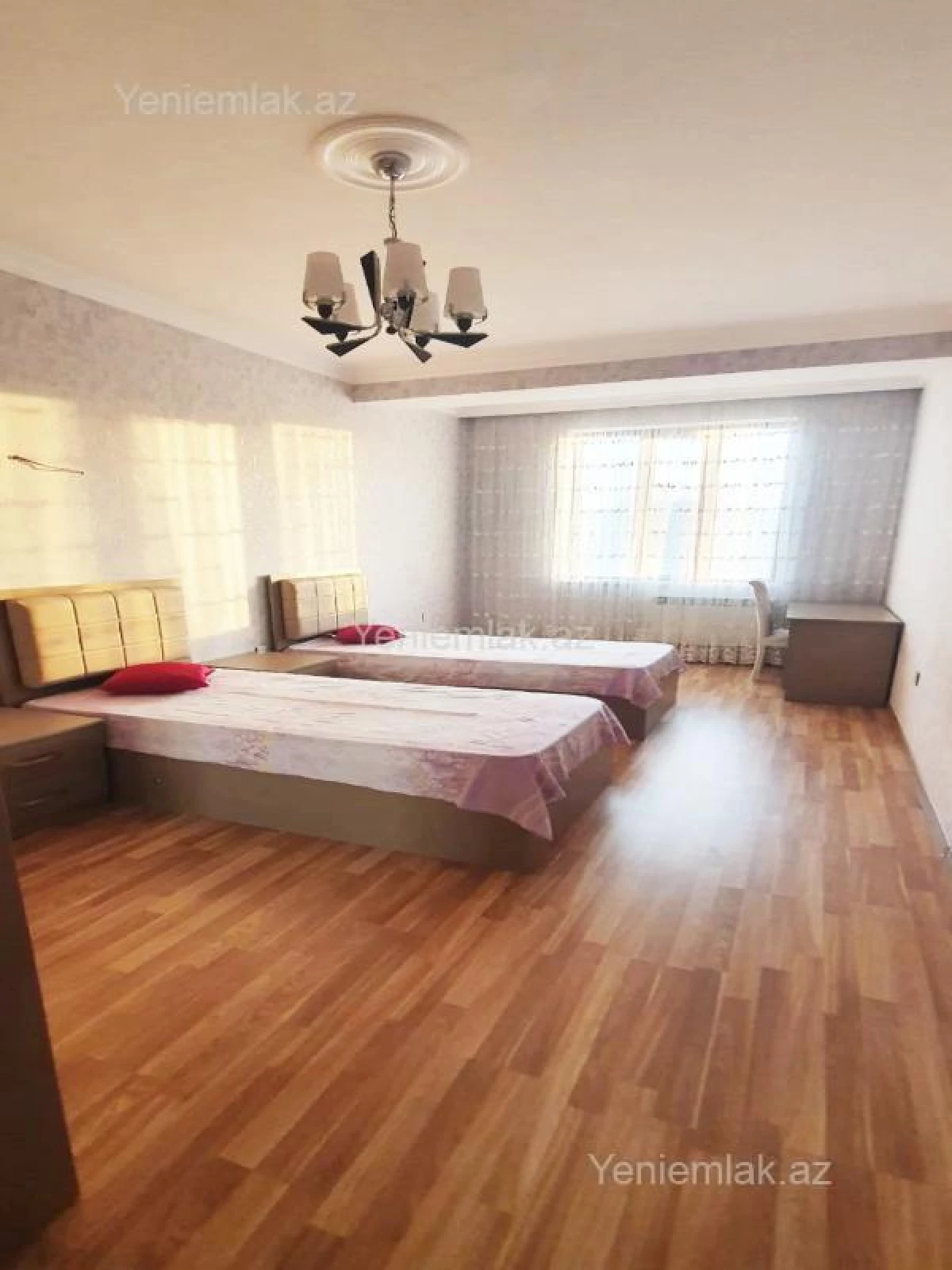 Satılır 3 otaqlı yeni tikili 105 m²