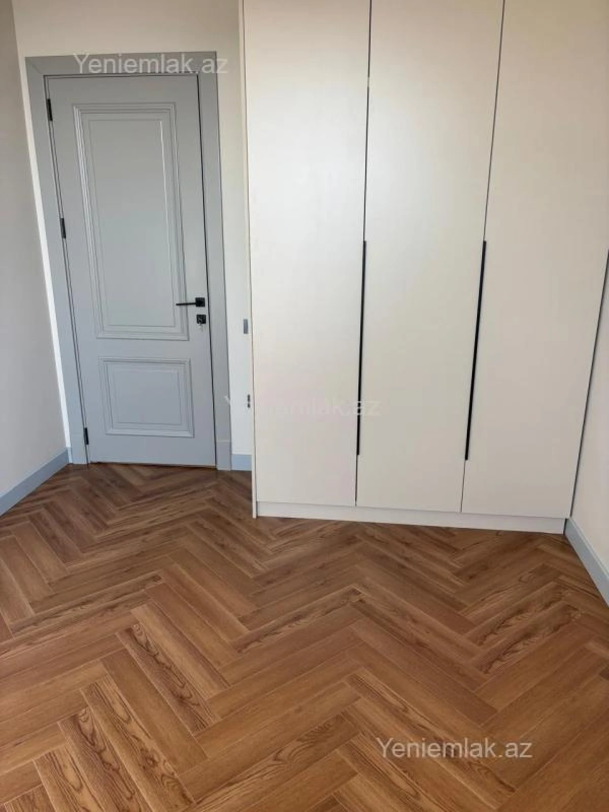 Satılır 3 otaqlı yeni tikili 85 m²