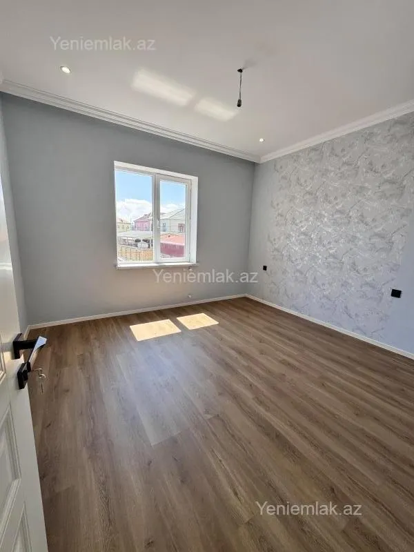 Satılır 5 otaqlı həyət evi 150 m²
