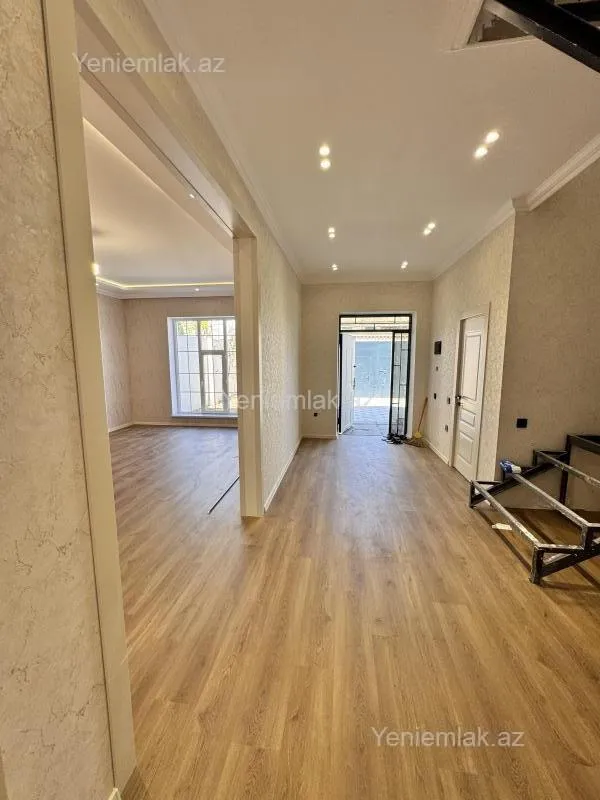 Satılır 5 otaqlı həyət evi 150 m²