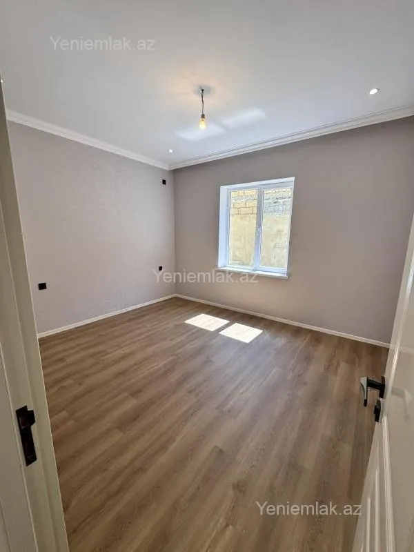 Satılır 5 otaqlı həyət evi 150 m²