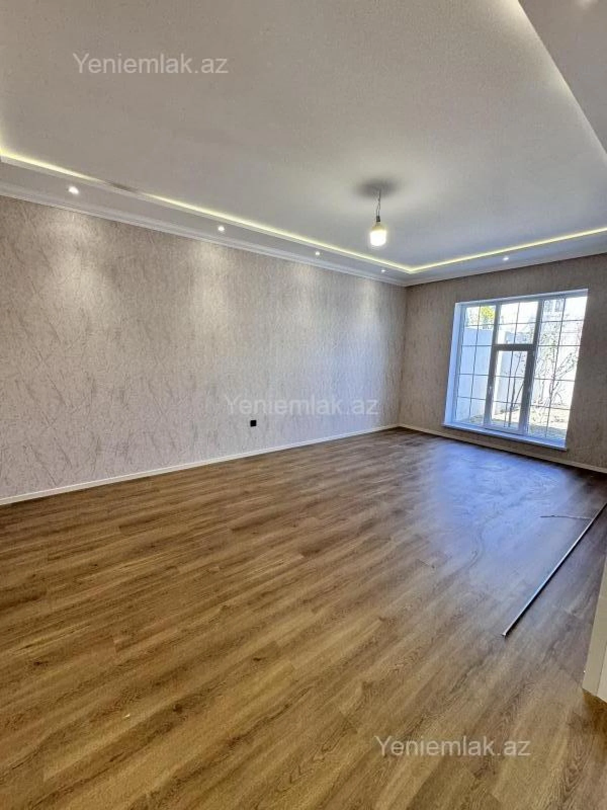 Satılır 5 otaqlı həyət evi 150 m²