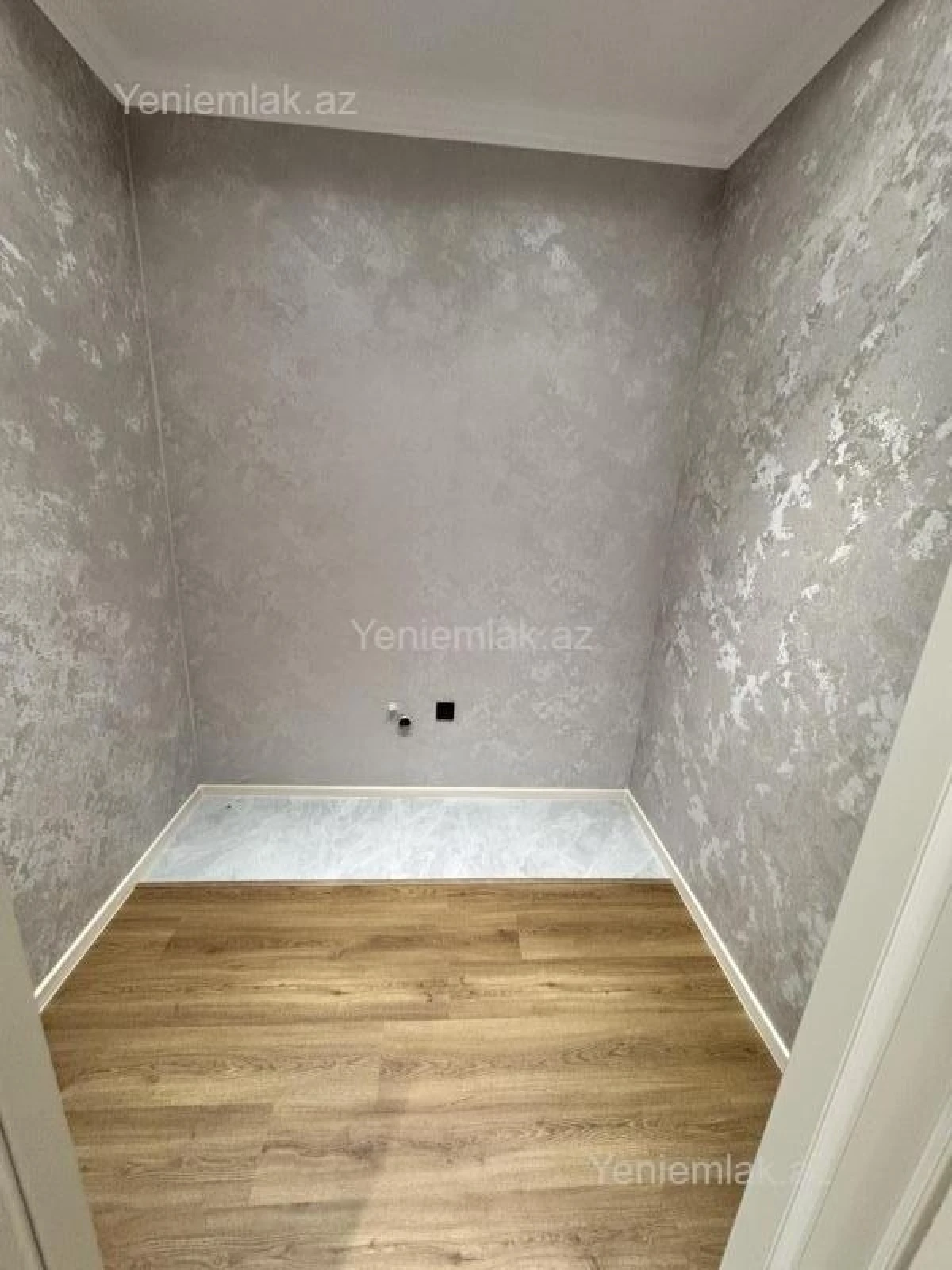 Satılır 5 otaqlı həyət evi 150 m²
