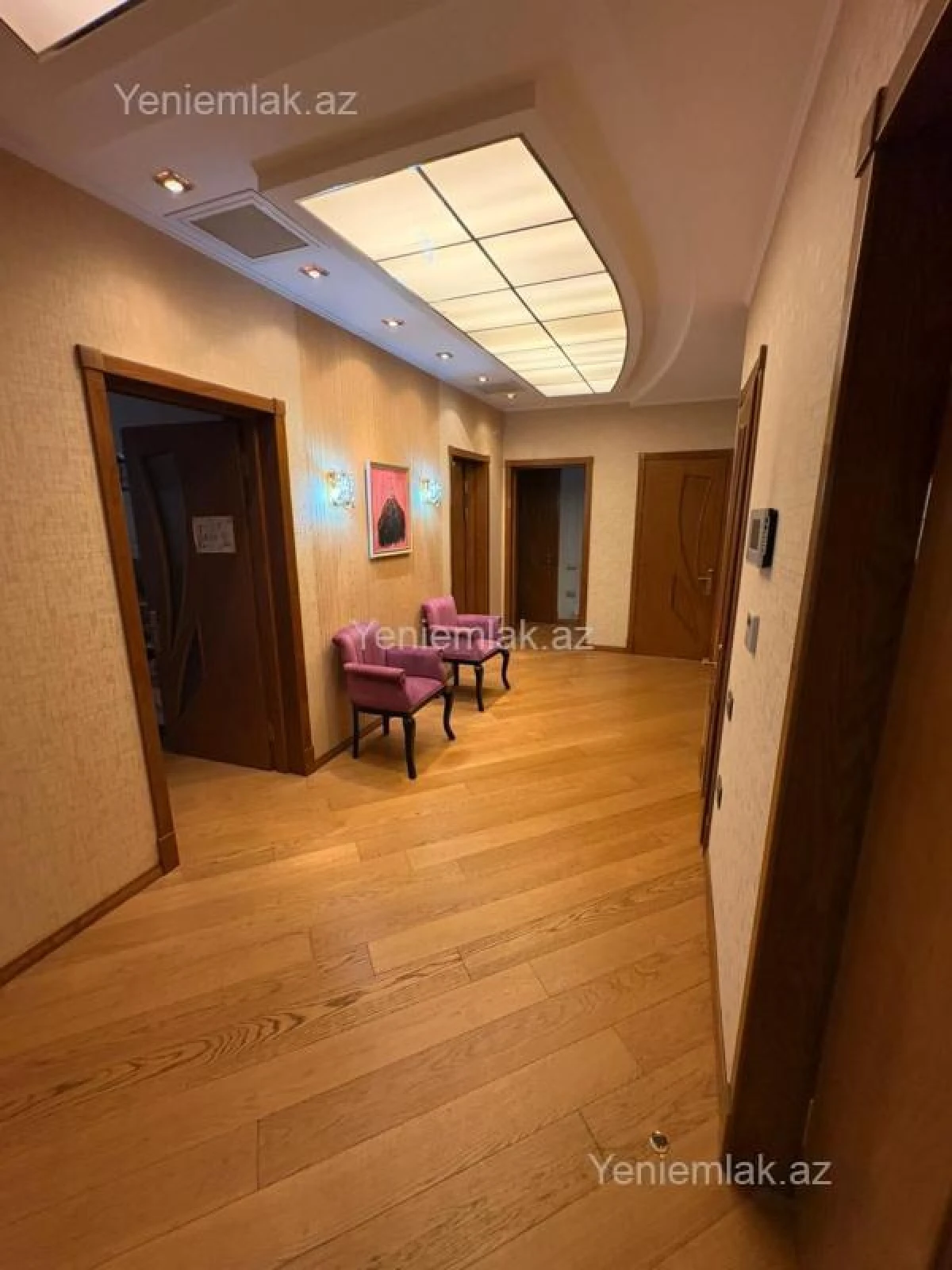 Satılır 4 otaqlı yeni tikili 180 m²