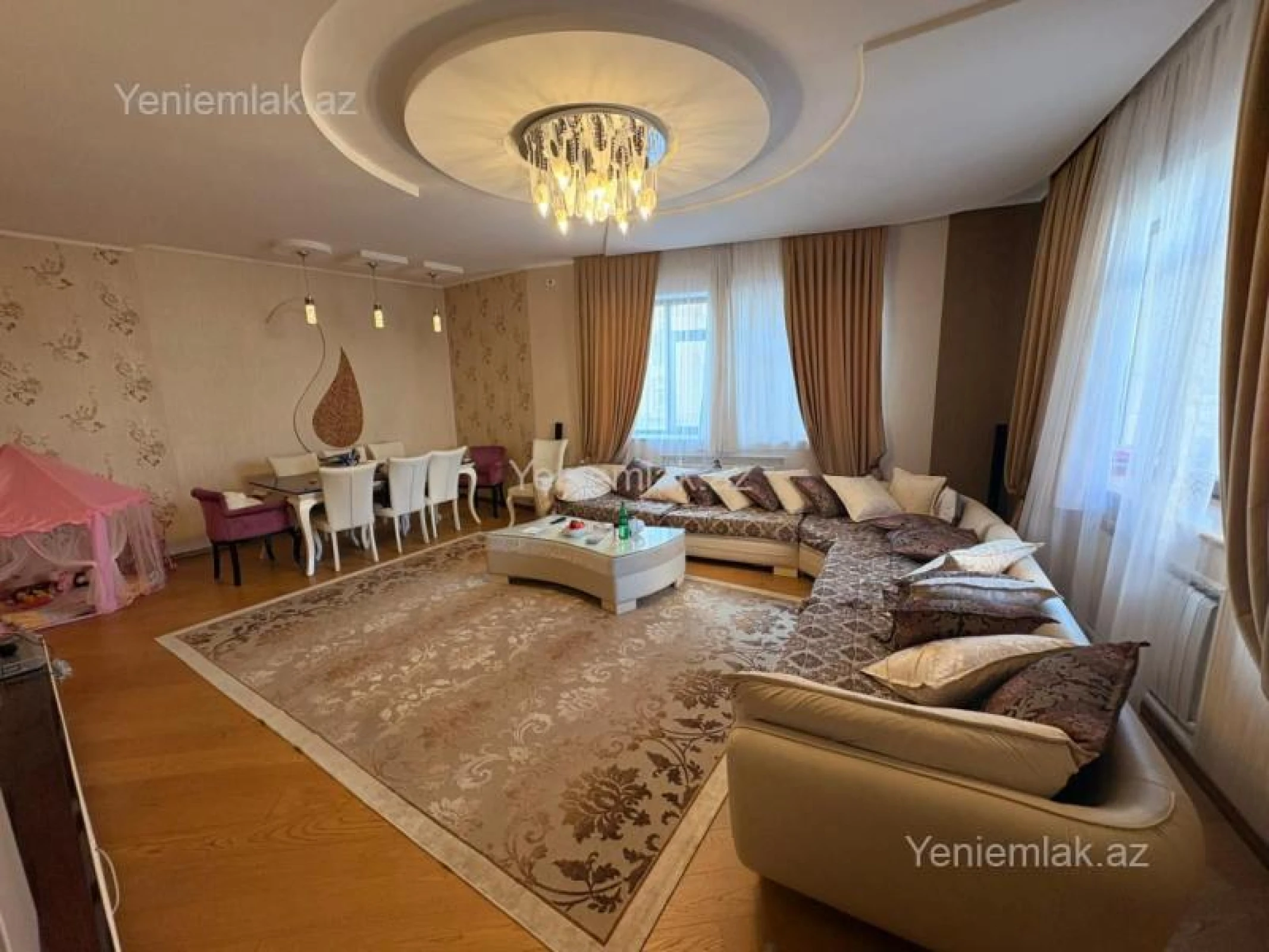 Satılır 4 otaqlı yeni tikili 180 m²