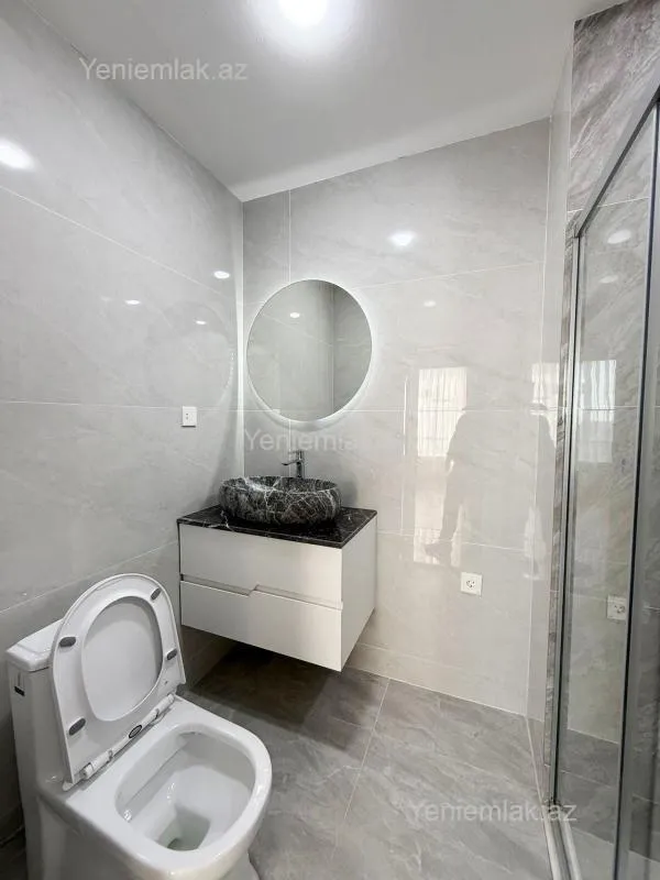 Satılır 2 otaqlı yeni tikili 79 m²