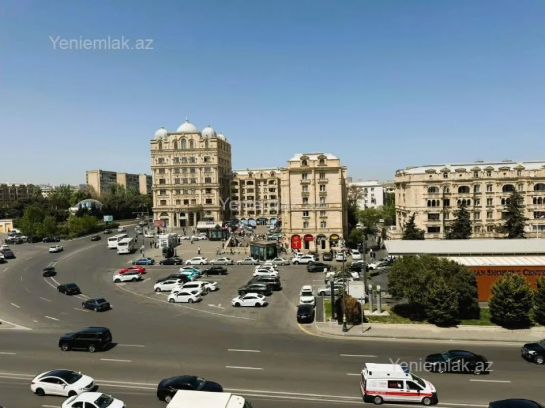 Satılır 1 otaqlı köhnə tikili 30 m²