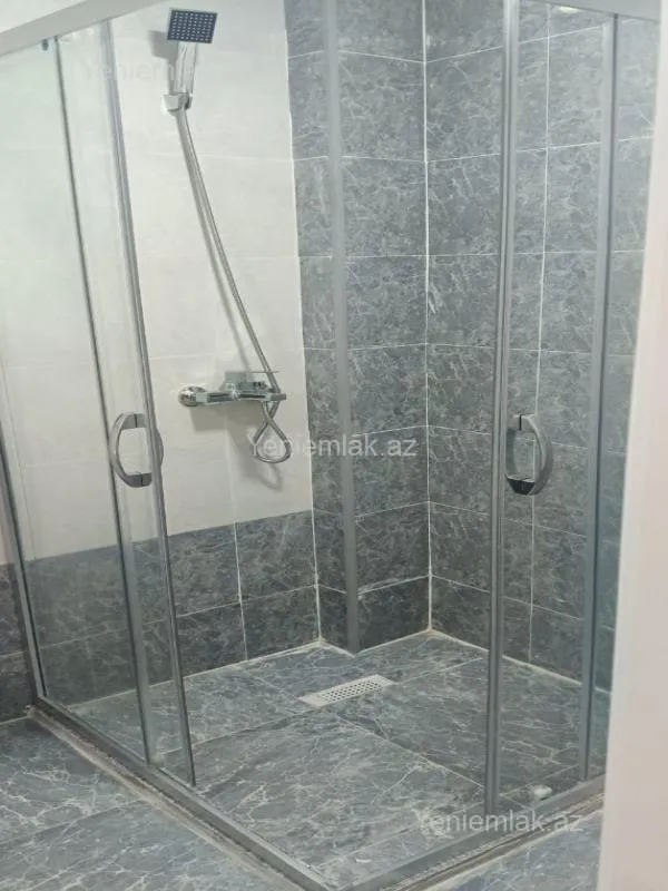 Satılır 3 otaqlı yeni tikili 151 m²