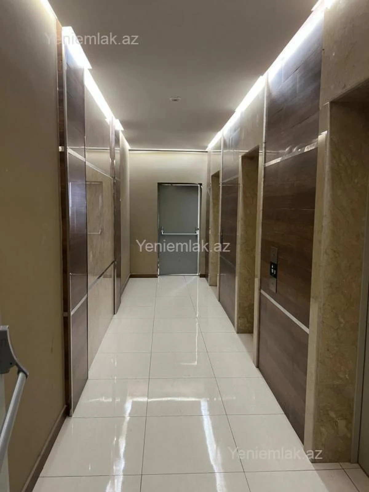 Satılır 3 otaqlı yeni tikili 92 m²