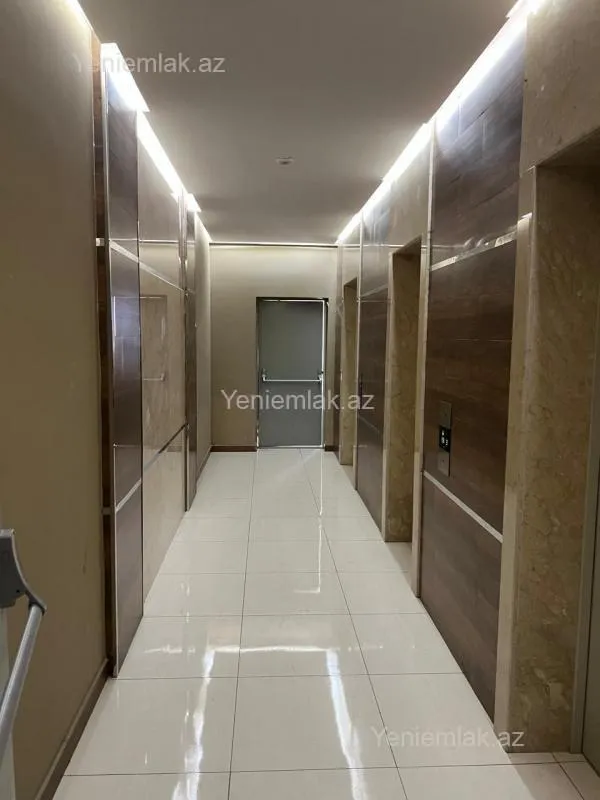 Satılır 3 otaqlı yeni tikili 92 m²