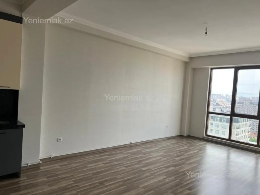 Satılır 3 otaqlı yeni tikili 92 m²