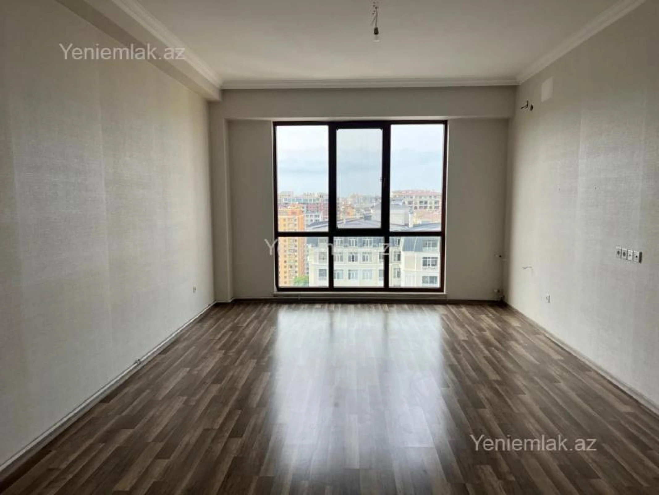 Satılır 3 otaqlı yeni tikili 92 m²