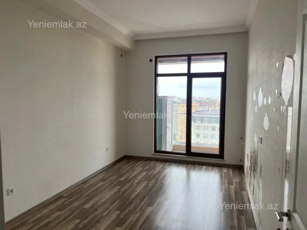 Satılır 3 otaqlı yeni tikili 92 m²