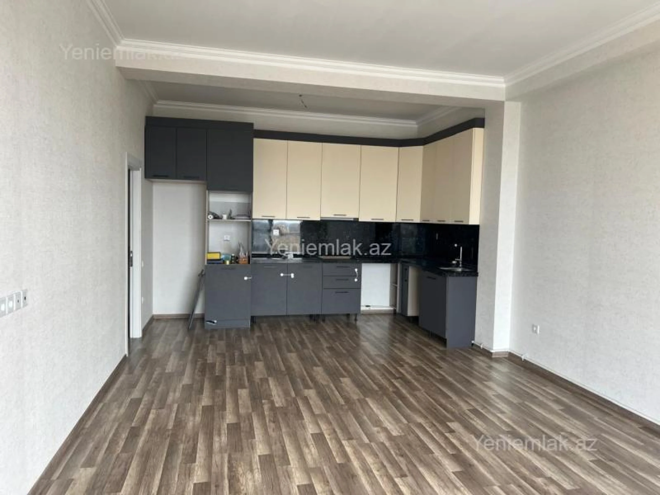 Satılır 3 otaqlı yeni tikili 92 m²