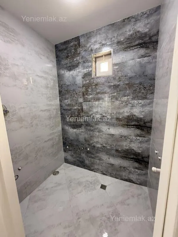 Satılır 5 otaqlı həyət evi 150 m²