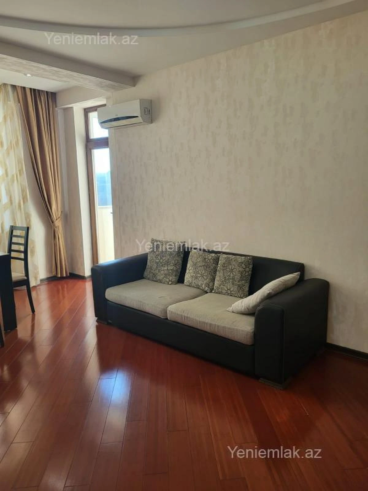 Satılır 2 otaqlı yeni tikili 95 m²