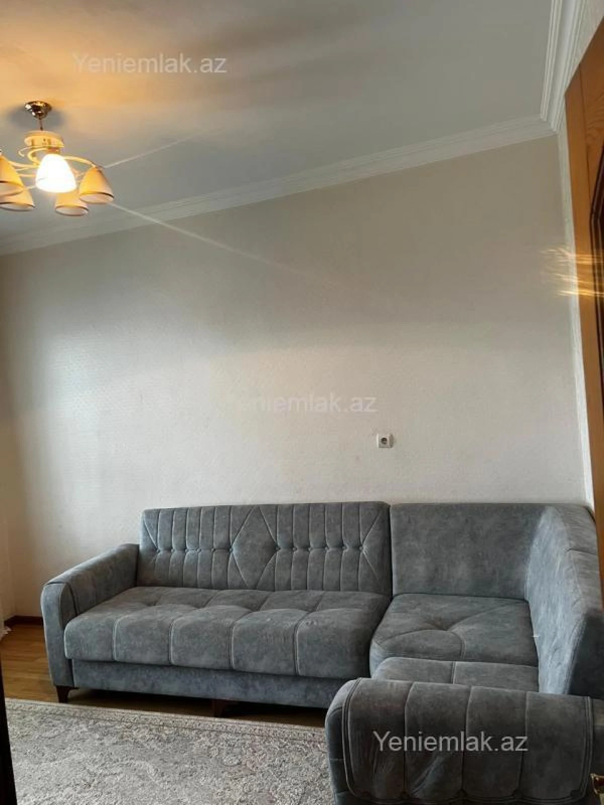 Satılır 4 otaqlı köhnə tikili 110 m²