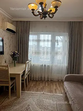 Satılır 4 otaqlı köhnə tikili 110 m²