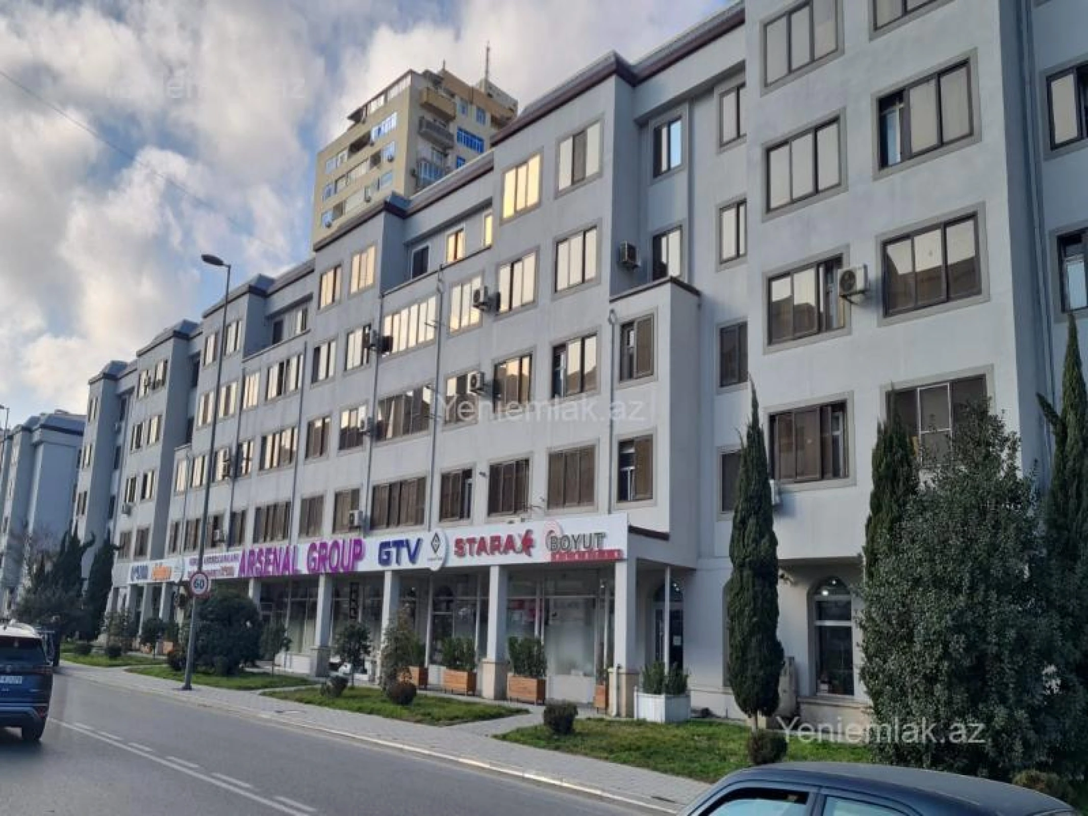 Satılır 3 otaqlı köhnə tikili 80 m²