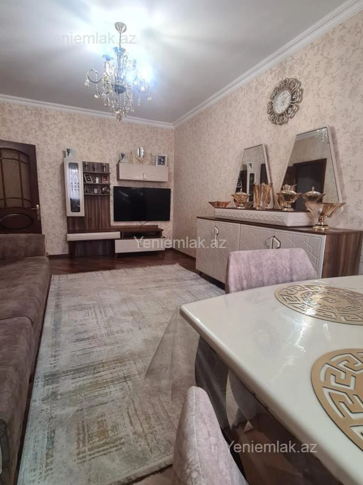 Satılır 3 otaqlı köhnə tikili 80 m²