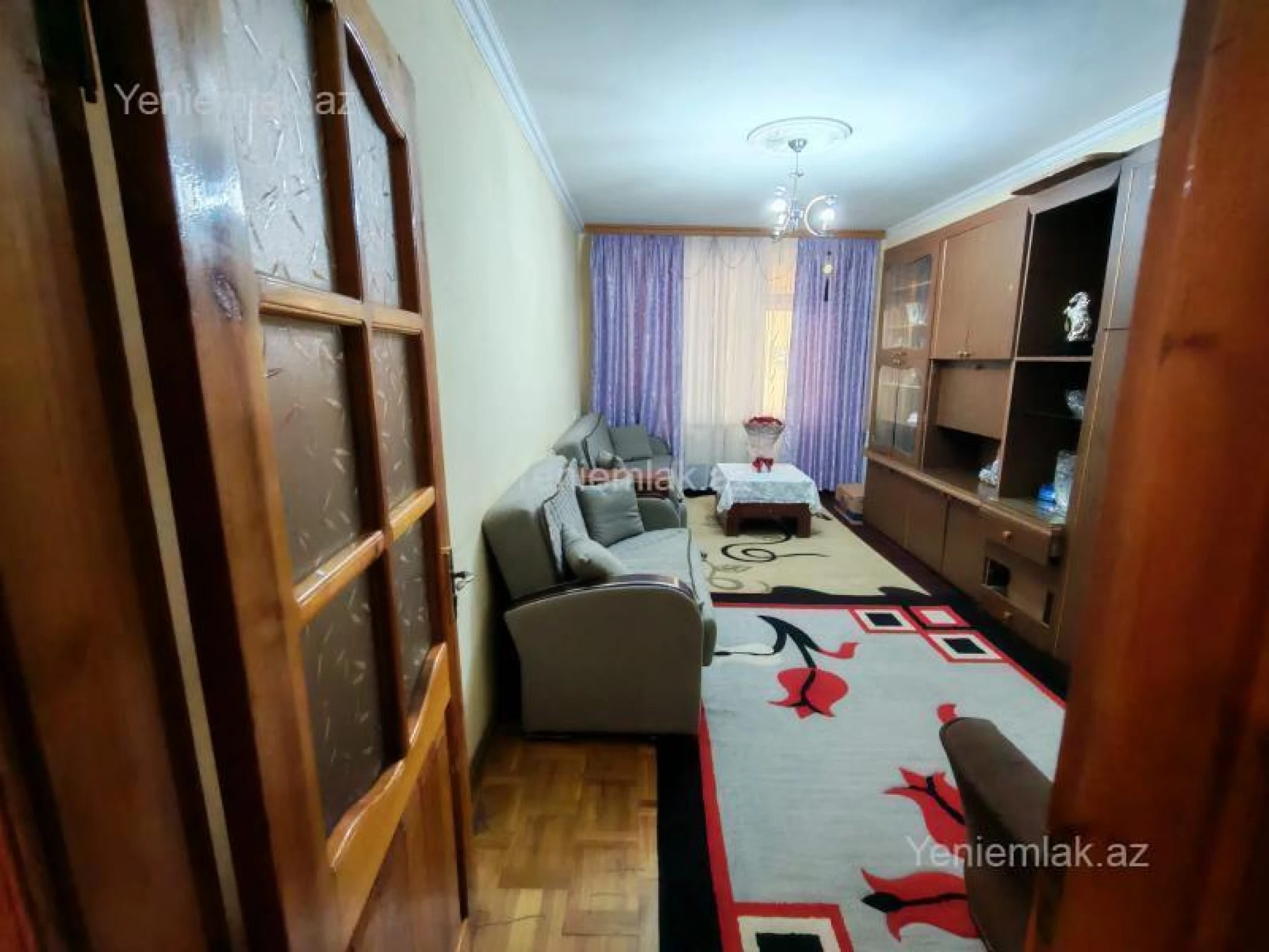 Satılır 2 otaqlı köhnə tikili 60 m²