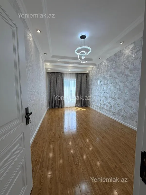 Satılır 3 otaqlı yeni tikili 70 m²